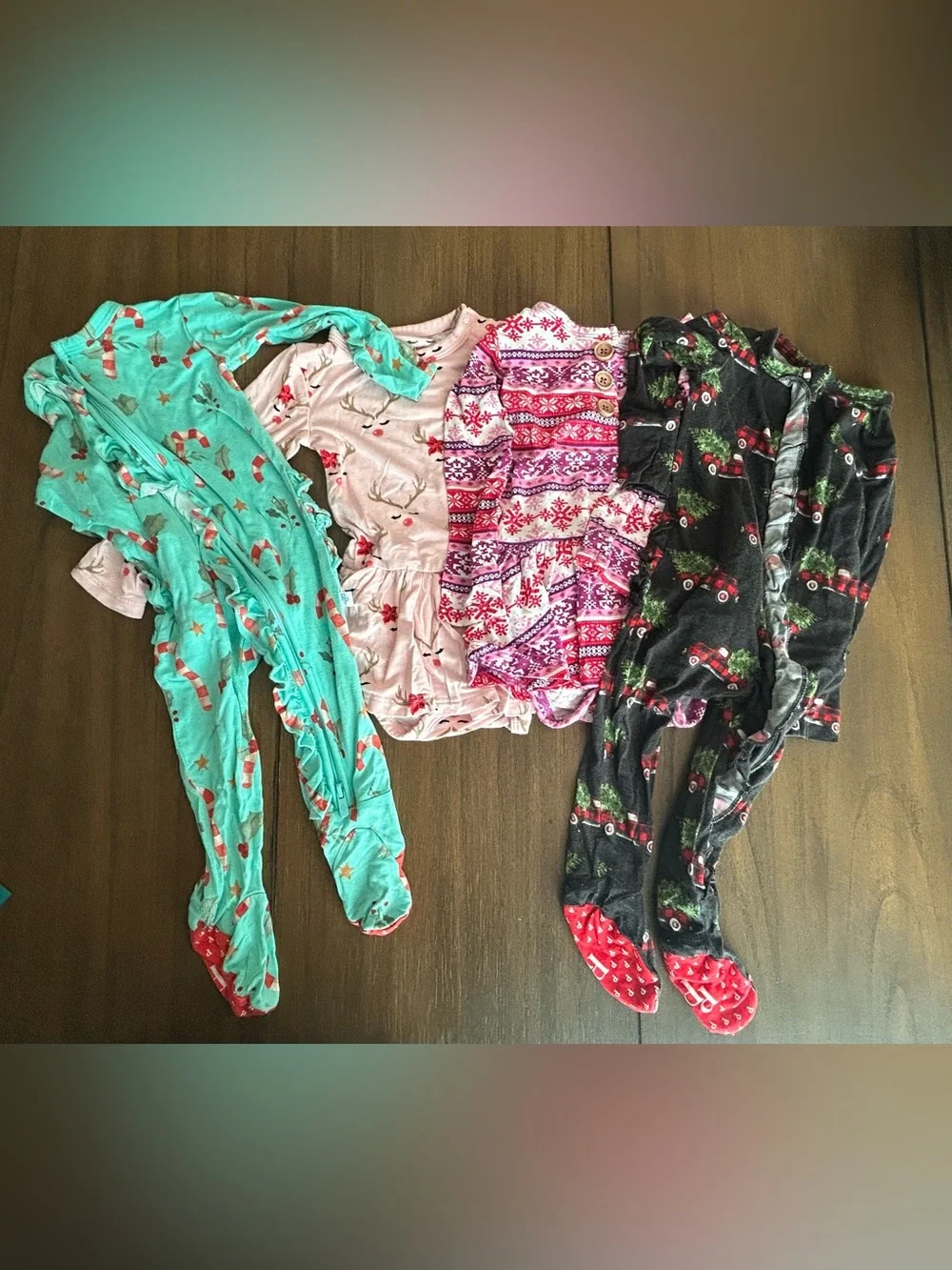 Posh Peanut- lot of 4 Holiday Kids Pajama Set - Multiple Prints